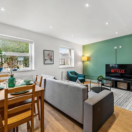 Apartman Spacious - Parking & Wifi Bristol